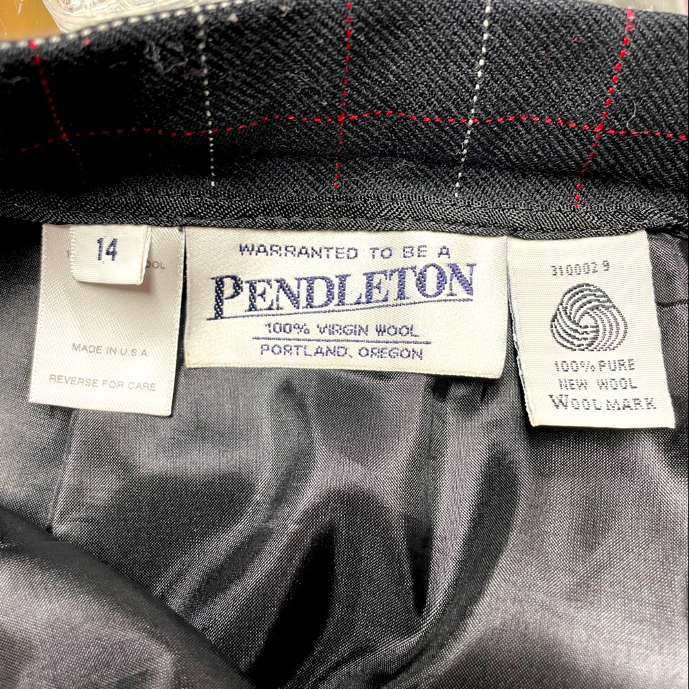 Pendleton 100% Wool Black And Red Plaid Skirt Sz 14 - Picture 4 of 5